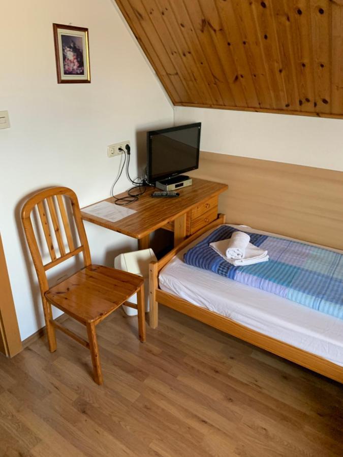 White House Klagenfurt Bed and Breakfast Klagenfurt am Woerthersee Buitenkant foto